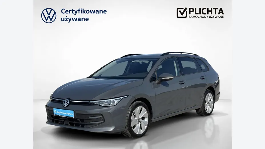 VOLKSWAGEN Golf -