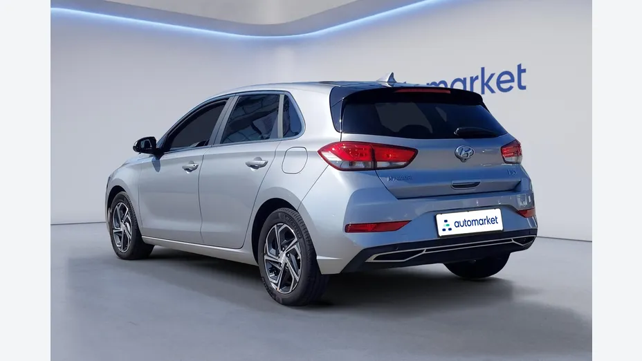 HYUNDAI i30 i30 1.0 T-GDI Smart