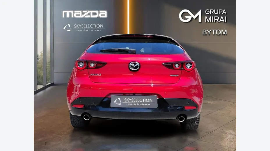 MAZDA 3 -