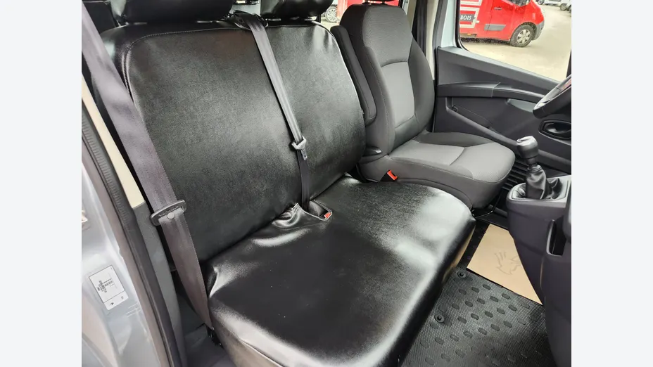 RENAULT Trafic -