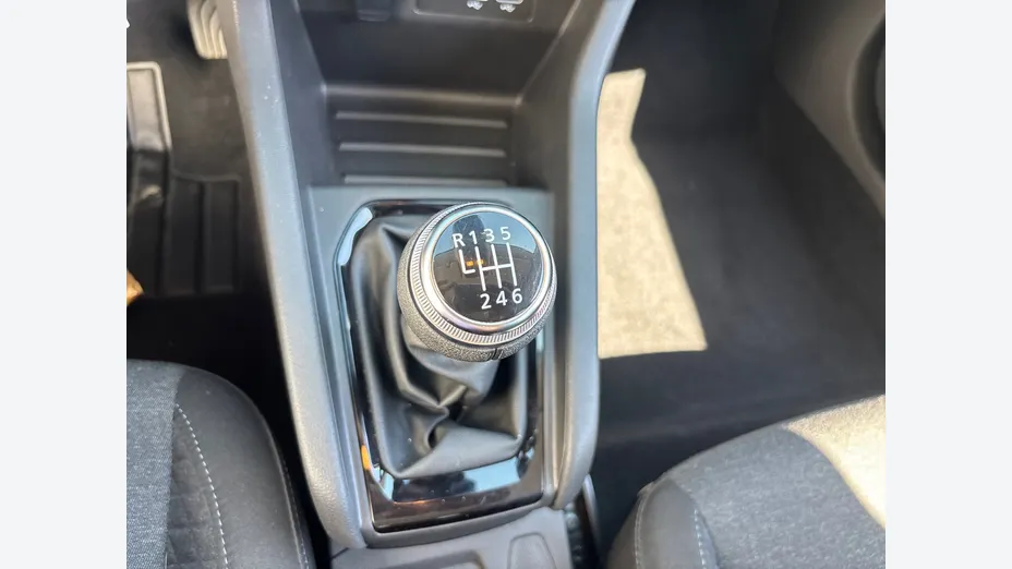 RENAULT Clio -