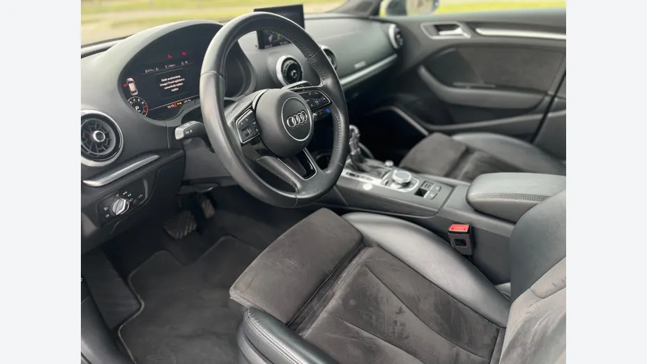 AUDI A3 Sportback -