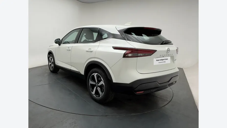 NISSAN Qashqai -