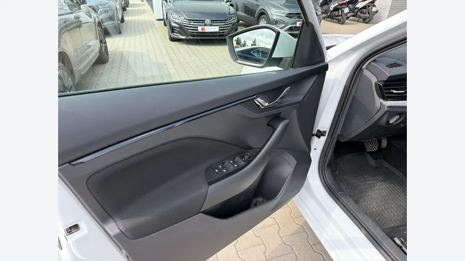 SKODA Kamiq Kamiq 1.0 TSI Selection DSG