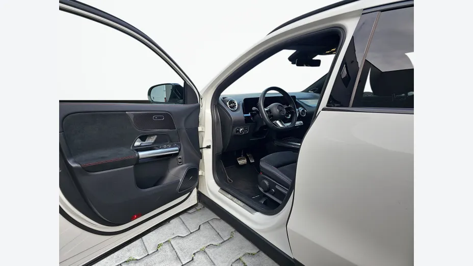 MERCEDES-BENZ GLA GLA 200 mHEV 7G-DCT