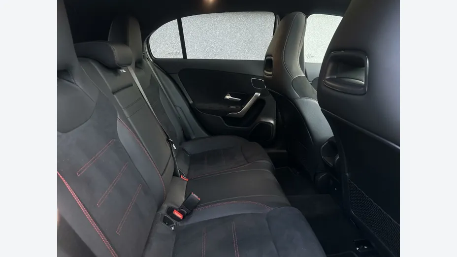 MERCEDES-BENZ A Klasa A 250 e PHEV AMG Line 8G-DCT