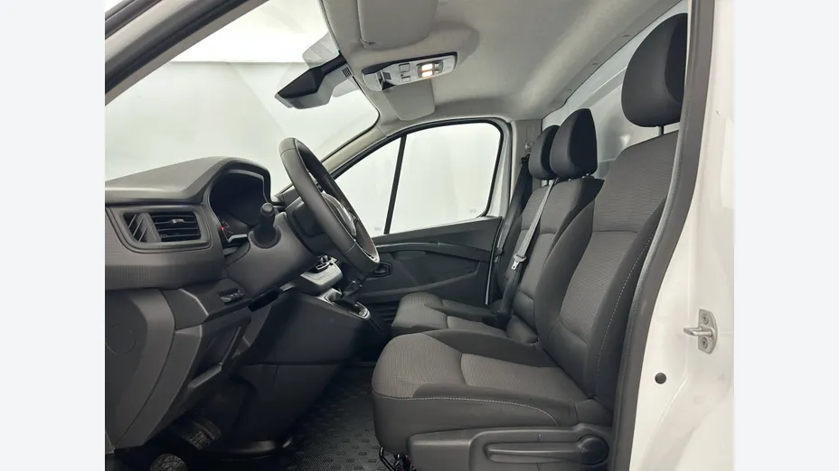 RENAULT Trafic -
