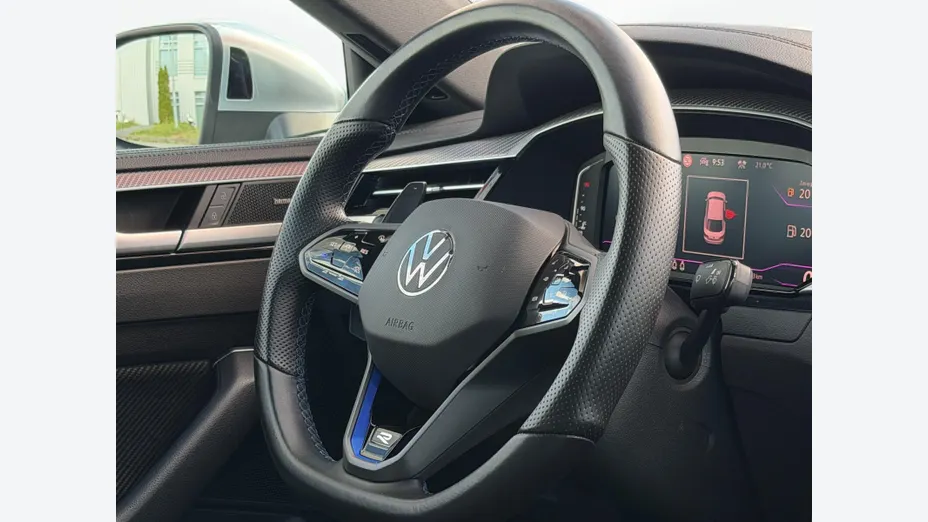 VOLKSWAGEN Arteon Arteon 2.0 TSI 4Motion R DSG