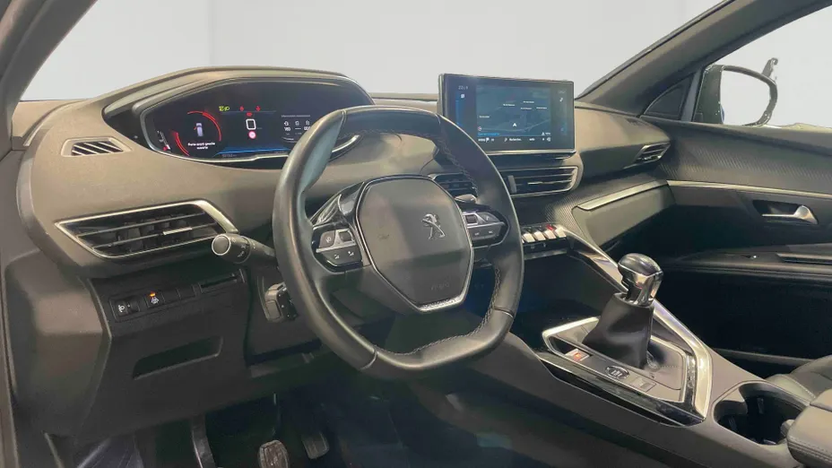 PEUGEOT 3008 -