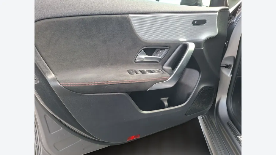 MERCEDES-BENZ A Klasa A 250 4-Matic AMG Line 7G-DCT