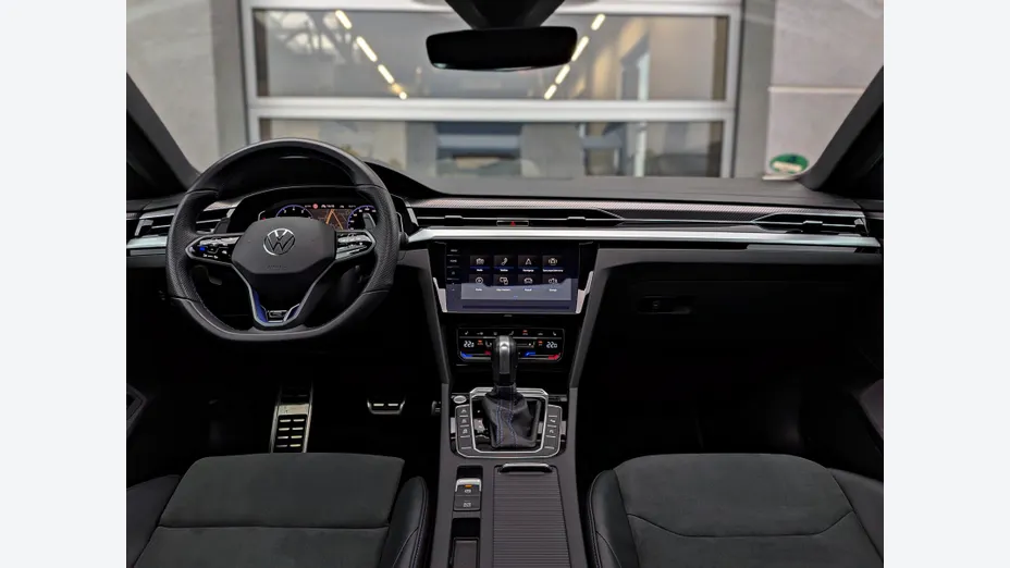 VOLKSWAGEN Arteon Arteon 2.0 TSI 4Motion R DSG