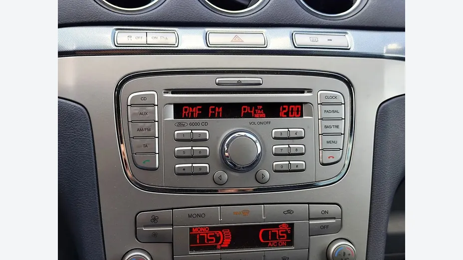 FORD S-MAX -