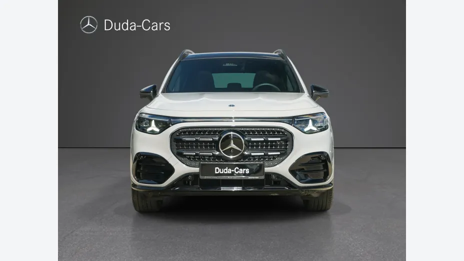 MERCEDES-BENZ GLB -