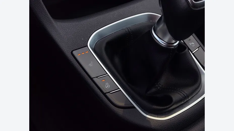 HYUNDAI i30 i30 1.0 T-GDI Smart