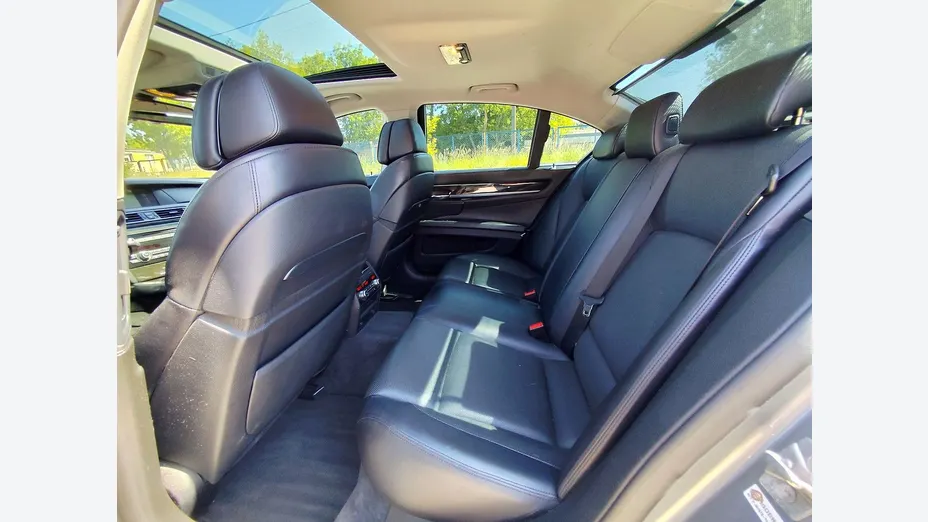 BMW Seria 7 750Li xDrive