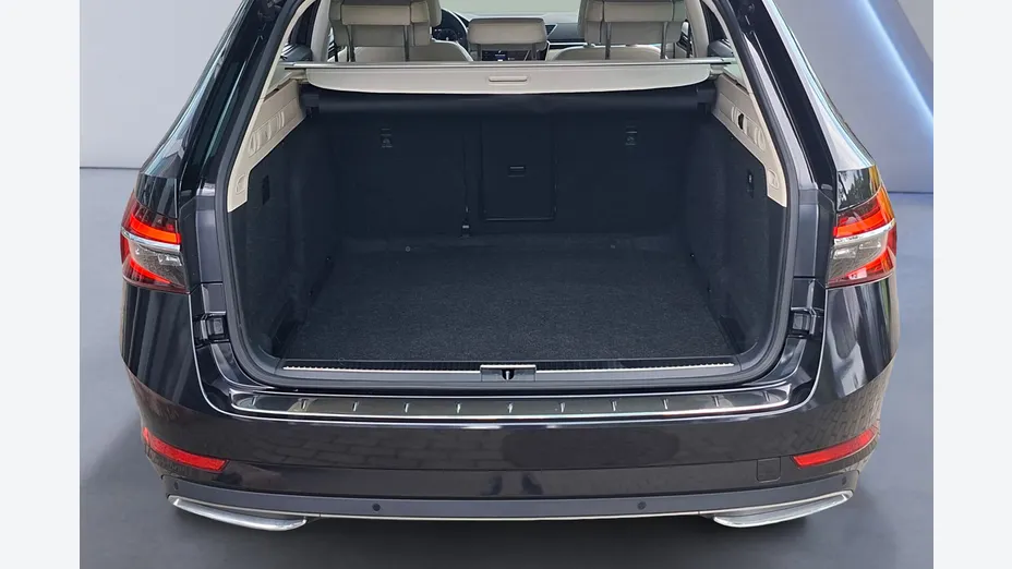 SKODA Superb Superb 2.0 TDI SCR L&K DSG