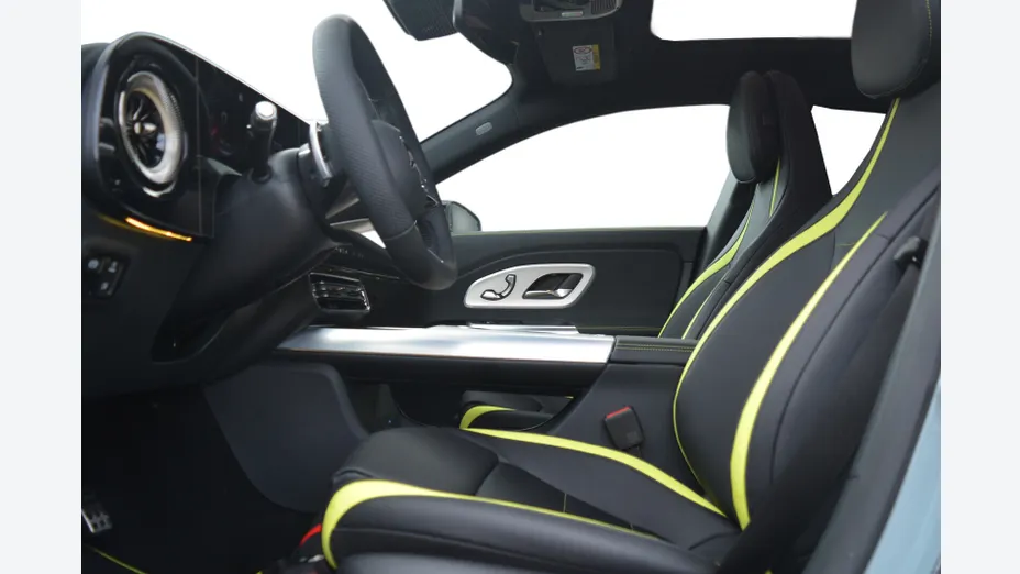 MERCEDES-BENZ CLA -