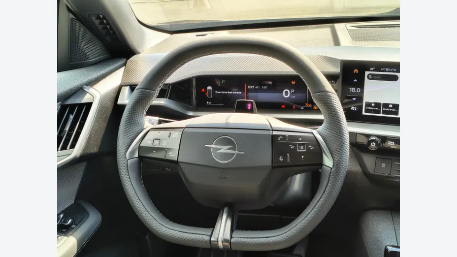OPEL Grandland -