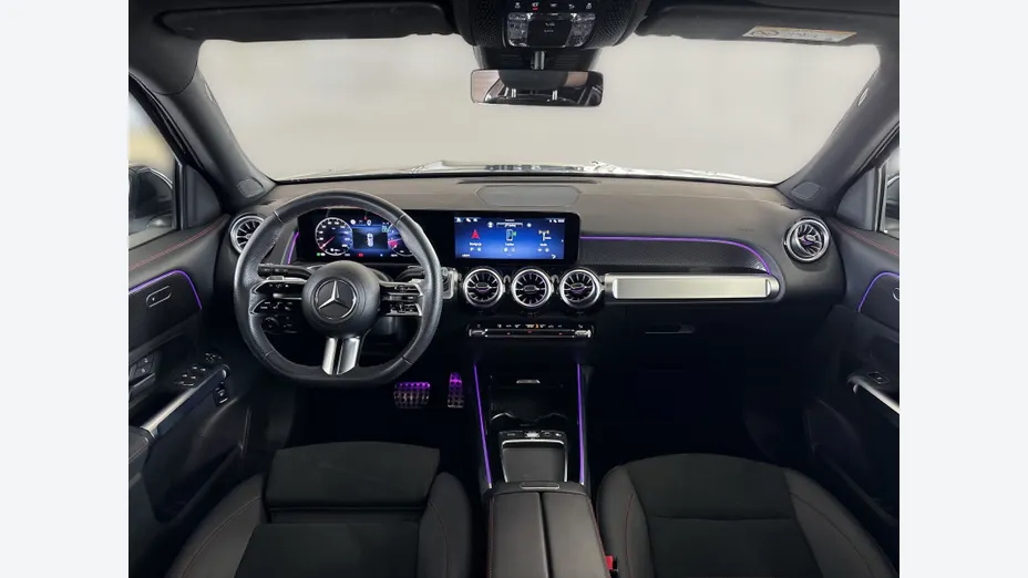 MERCEDES-BENZ GLB GLB 200 mHEV AMG Line 7G-DCT