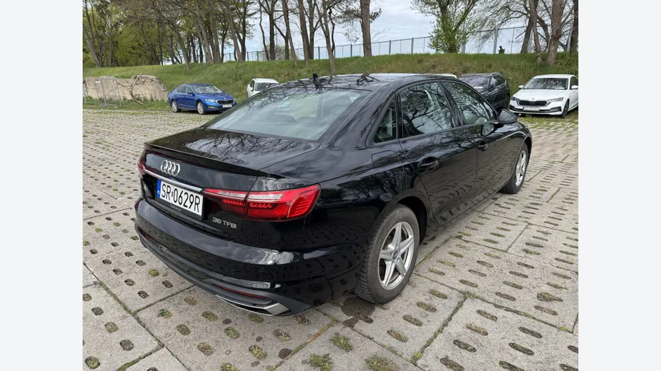 AUDI A4 A4 35 TFSI mHEV S tronic