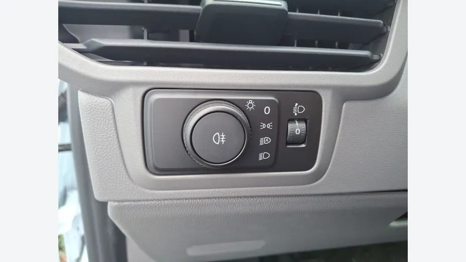 VOLKSWAGEN Transporter Transporter TDI L2H1 Nowy