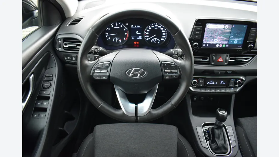 HYUNDAI i30 i30 Fastback 1.5 T-GDI 48V Smart DCT