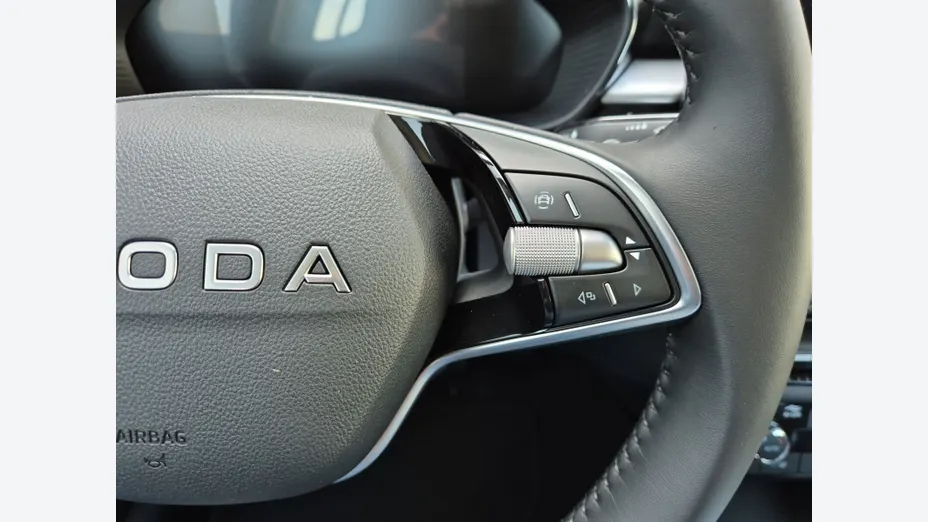 SKODA Fabia Fabia 1.0 TSI Drive Nowy