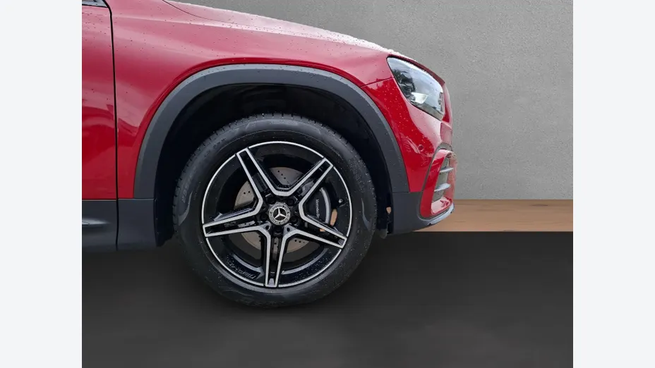 MERCEDES-BENZ GLB GLB 200 mHEV AMG Line 7G-DCT
