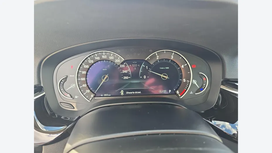 BMW Seria 5 520d xDrive Luxury Line sport-aut