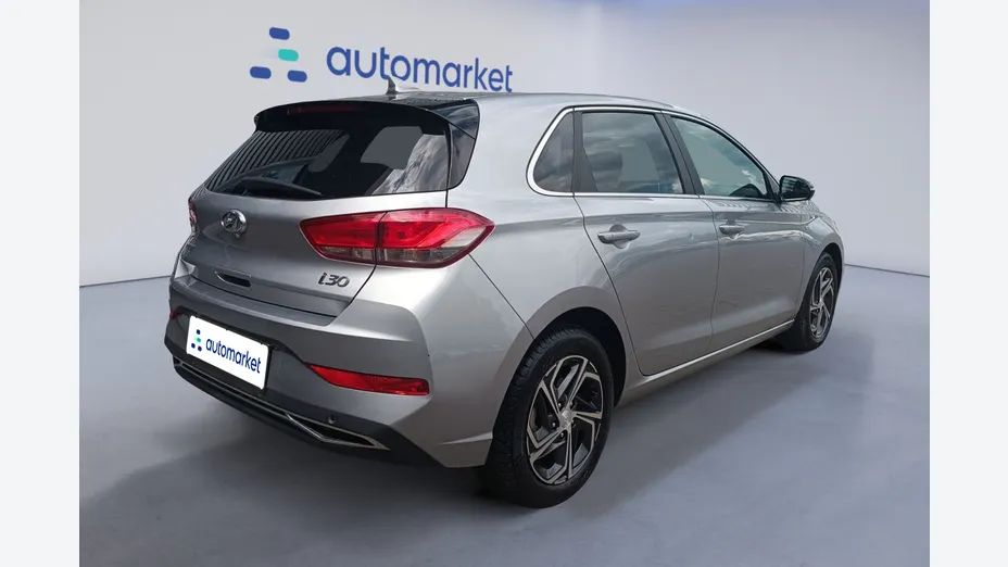 HYUNDAI i30 i30 1.5 T-GDI 48V Smart