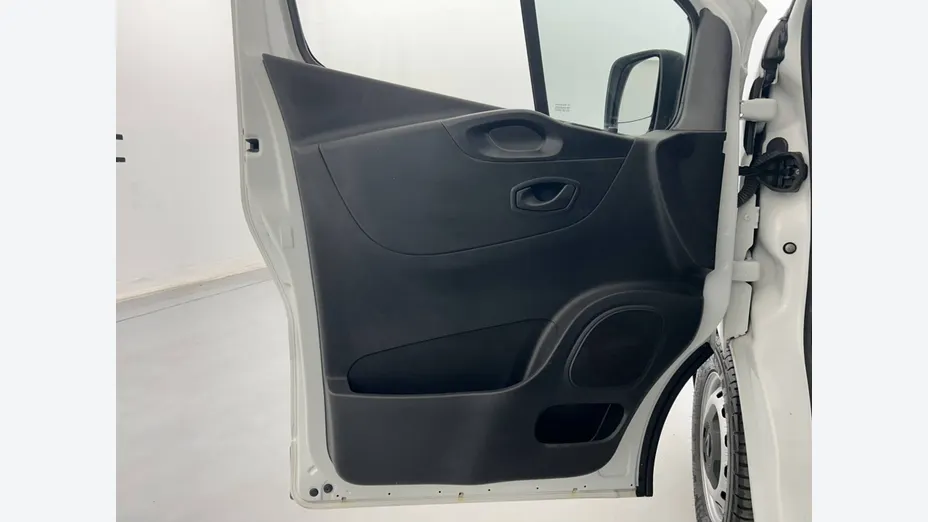 RENAULT Trafic -