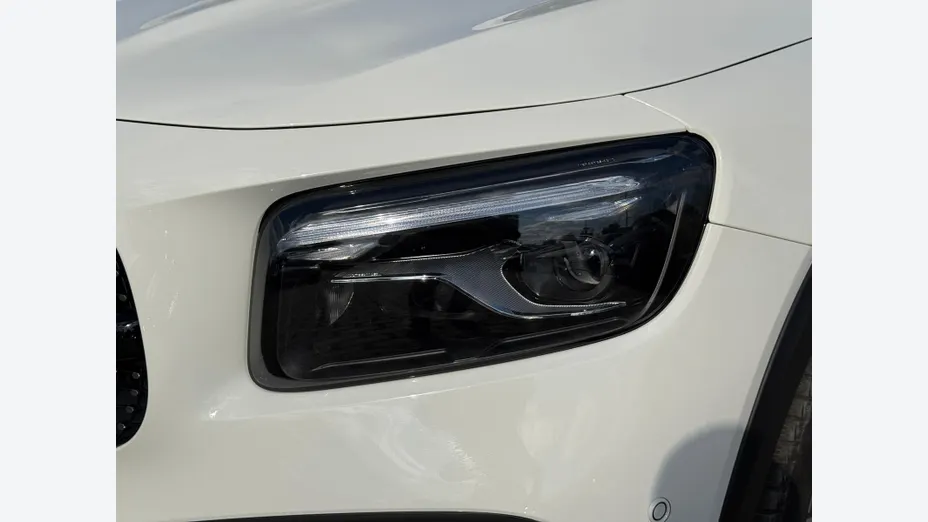 MERCEDES-BENZ GLB GLB 200 AMG Line 7G-DCT