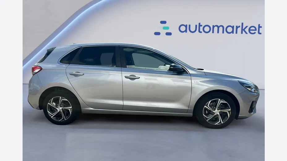 HYUNDAI i30 i30 1.5 T-GDI 48V Smart
