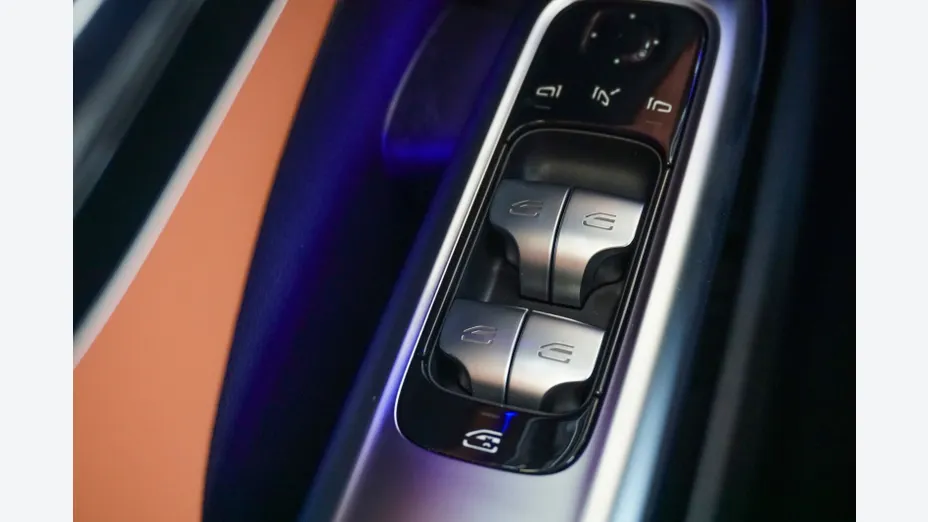 MERCEDES-BENZ C Klasa C 220 d mHEV Avantgarde