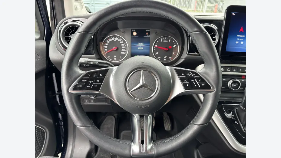 MERCEDES-BENZ T klasa T 180 d Progressive aut