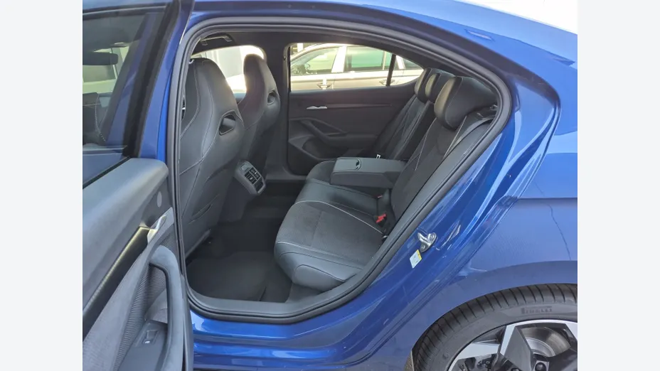 SKODA Superb Superb 2.0 TSI Sportline DSG Nowy
