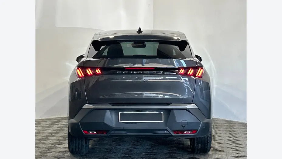 PEUGEOT 3008 -