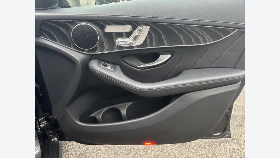 MERCEDES-BENZ GLC GLC 200 d 4-Matic Business Edition