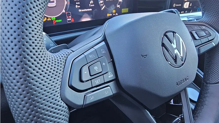 VOLKSWAGEN T-ROC T-ROC 1.5 eTSI R-Line DSG Nowy