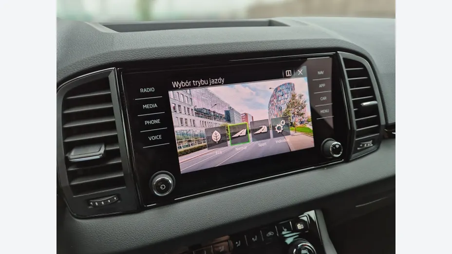 SKODA Karoq Karoq 1.5 TSI ACT Sportline DSG Nowy