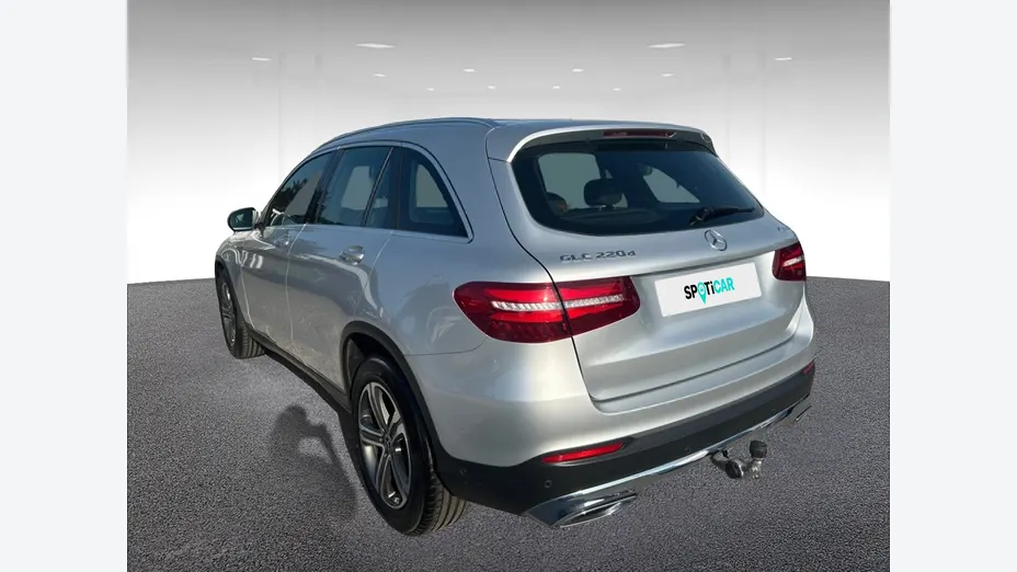 MERCEDES-BENZ GLC -