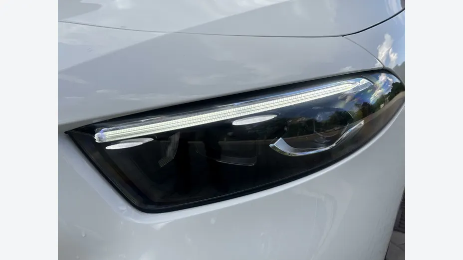 MERCEDES-BENZ A Klasa A 250 e PHEV AMG Line 8G-DCT