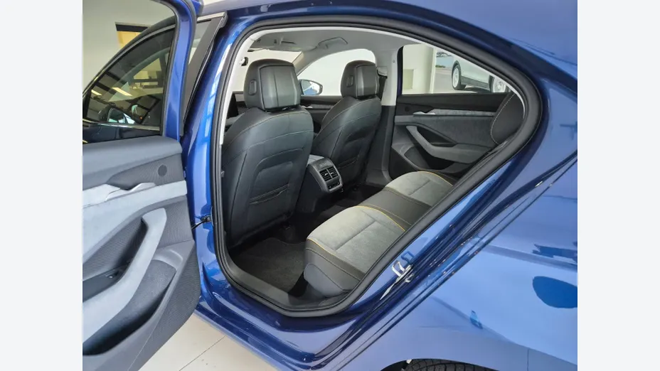 SKODA Superb Superb 1.5 TSI Plug-in Hybrid Edition 130 DSG