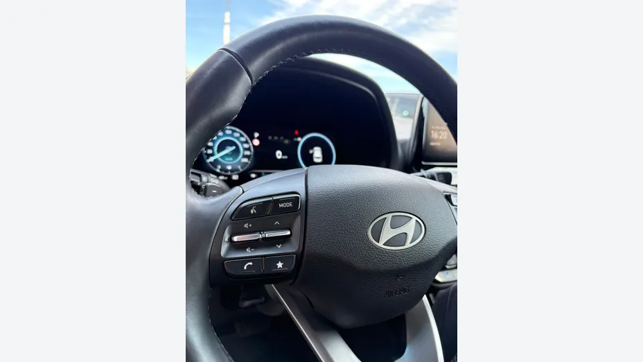 HYUNDAI i30 i30 1.5 T-GDI 48V Smart DCT