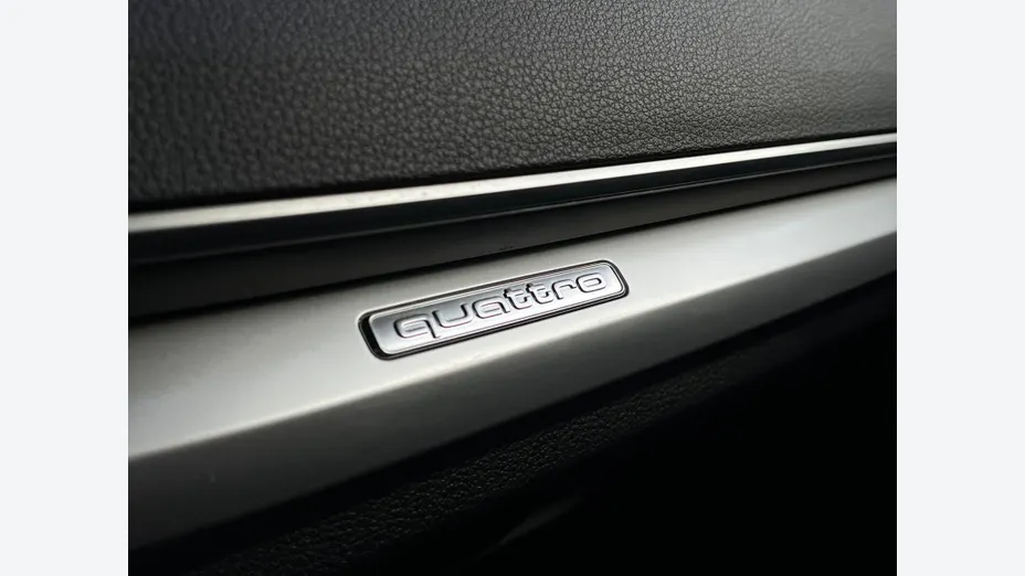 AUDI Q5 Q5 40 TFSI mHEV Quattro S tronic