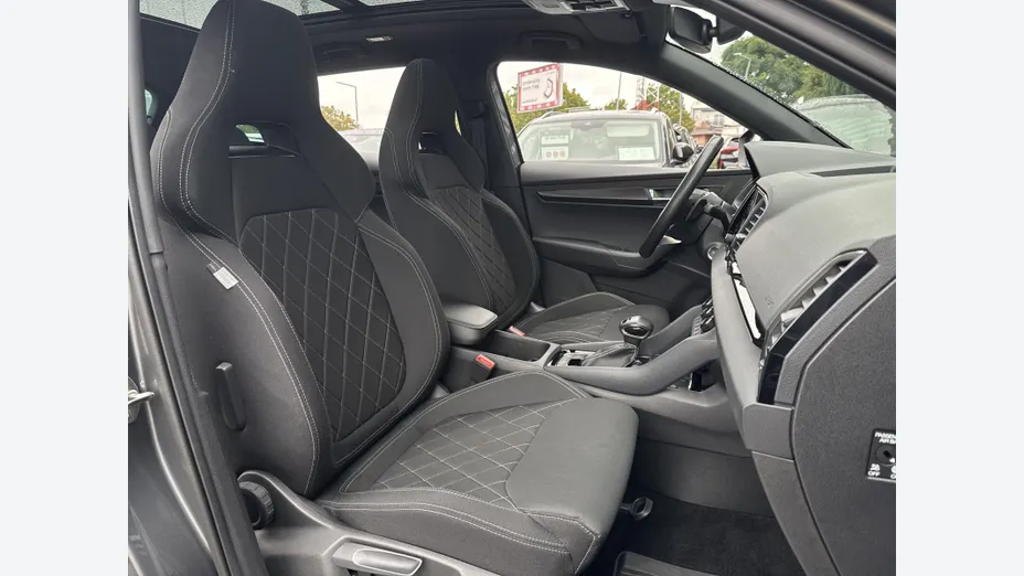 SKODA Karoq Karoq 1.5 TSI ACT Sportline DSG