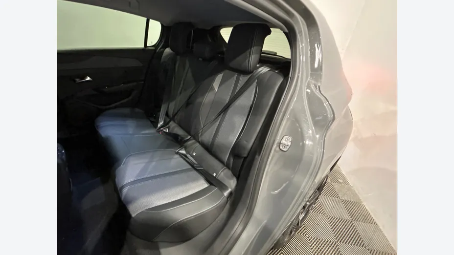 PEUGEOT 308 -