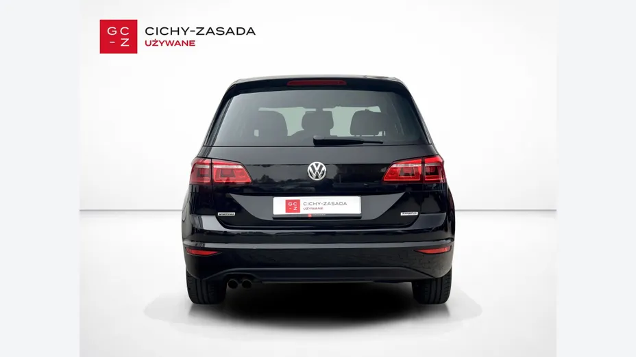 VOLKSWAGEN Golf Sportsvan -