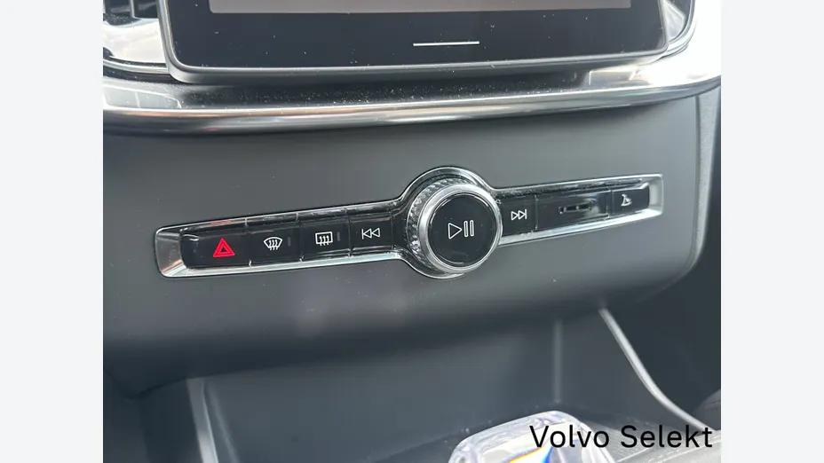 VOLVO XC90 XC90 T8 AWD Plug-In Hybrid Ultra Dark 7os aut
