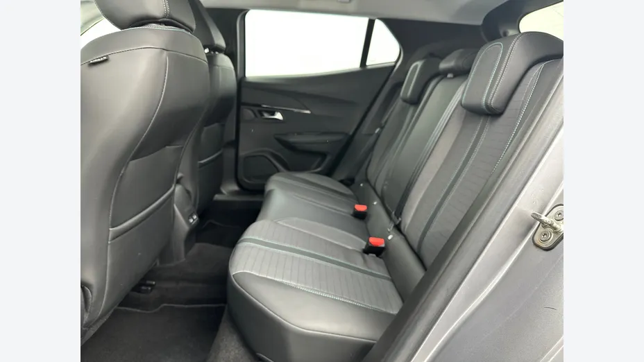 PEUGEOT 2008 -